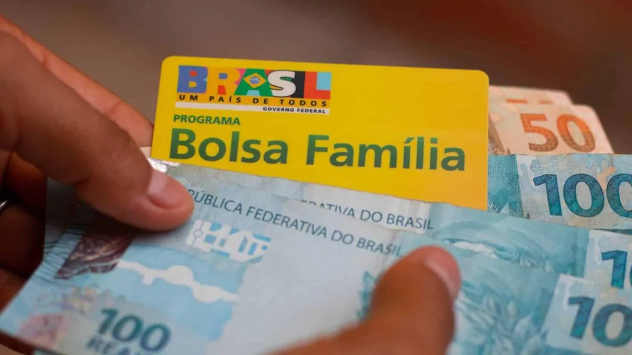 Bolsa Família atualiza novo calendário Bolsa Família atualiza novo calendário