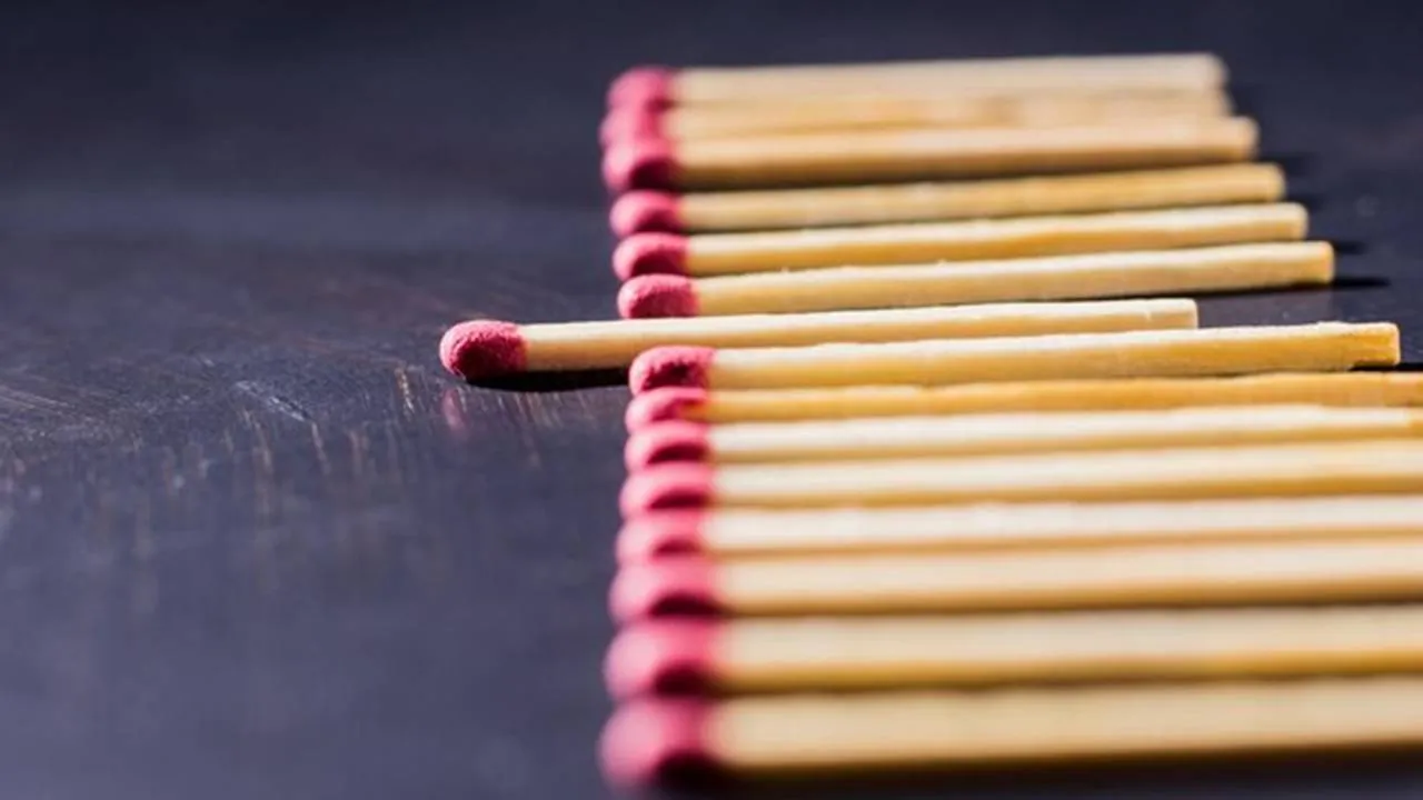 Vários palitos de fosforo desafio dos palitos de fosforo 61